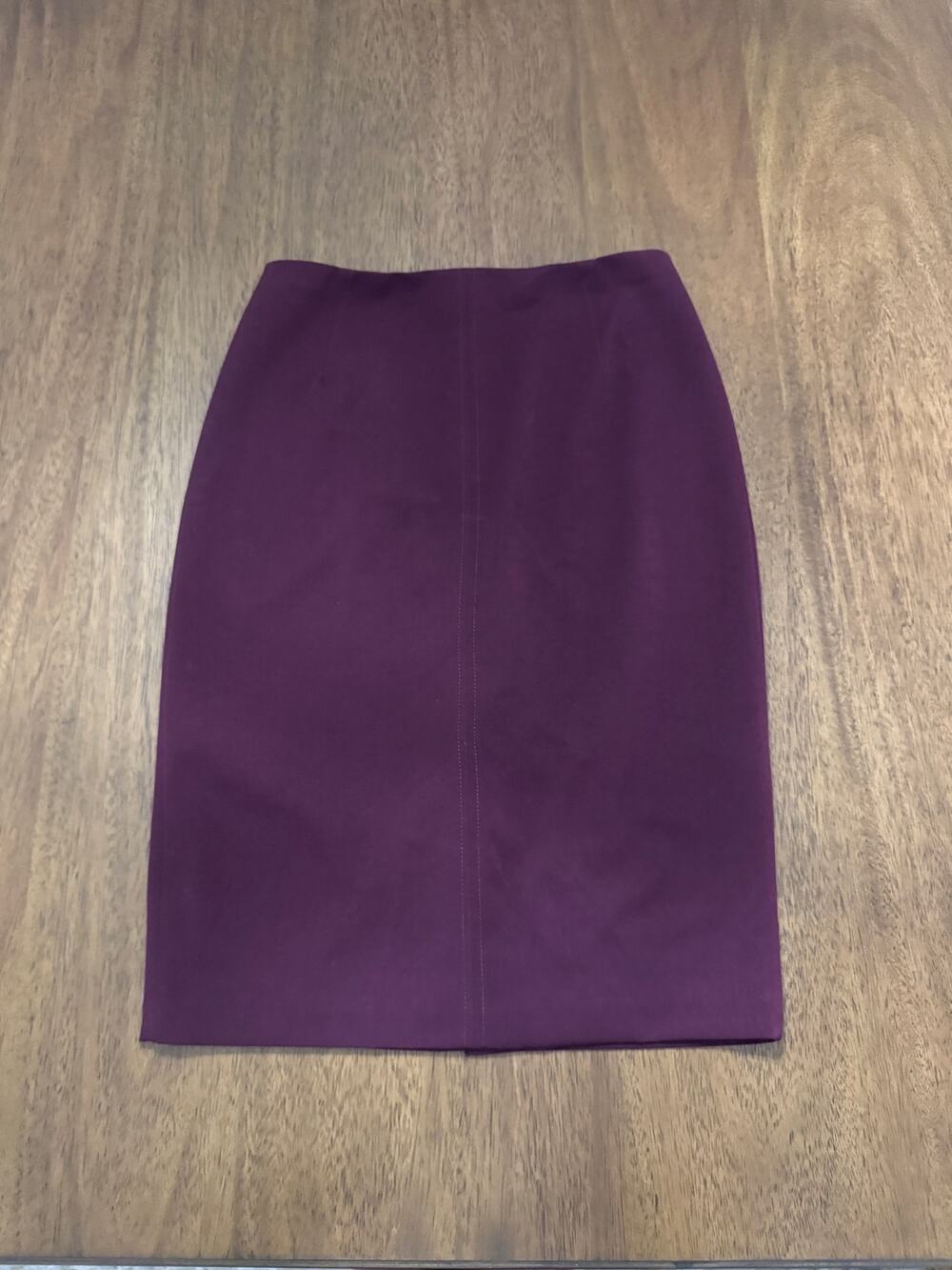 White House Black Market Burgundy Pencil Skirt Women’s Size 4